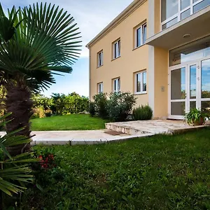App Zlatar Apartmán Umag