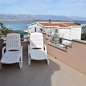 Oresic Apartmán Vir